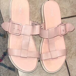STYLUS Women's Light Pink Slide Sandals with Buckle Detail